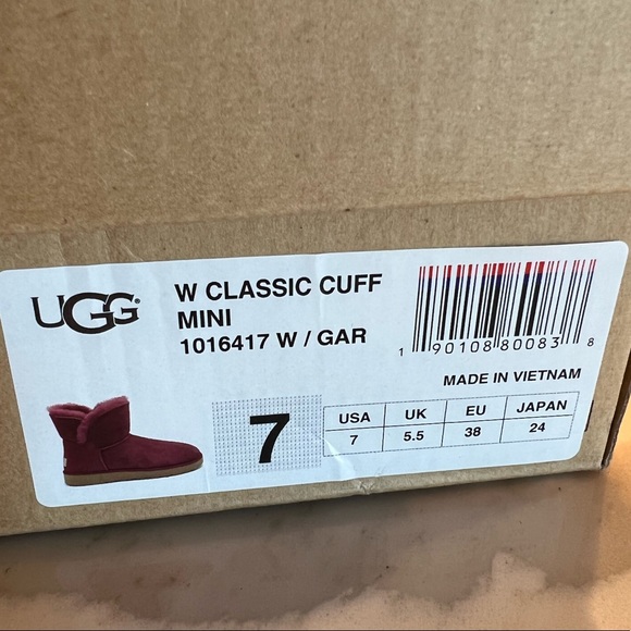 Ugg Women Classic Cuff Mini - Picture 5 of 5